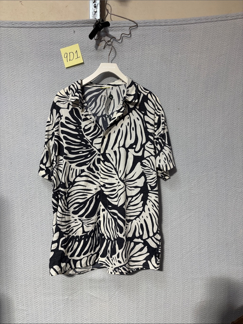 Roark large shirt